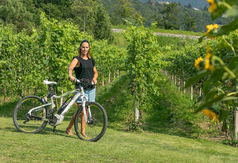 Bewegung − Garage für Fahrräder