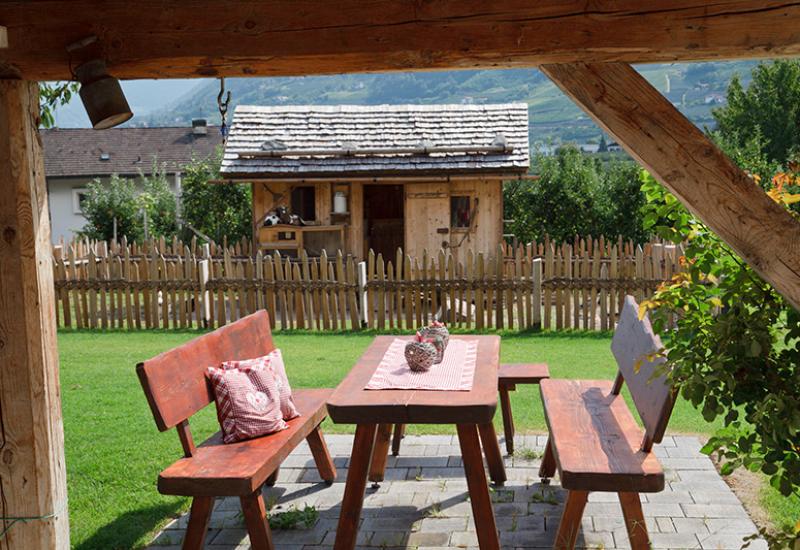 gemütliche Sitzecke im Garten