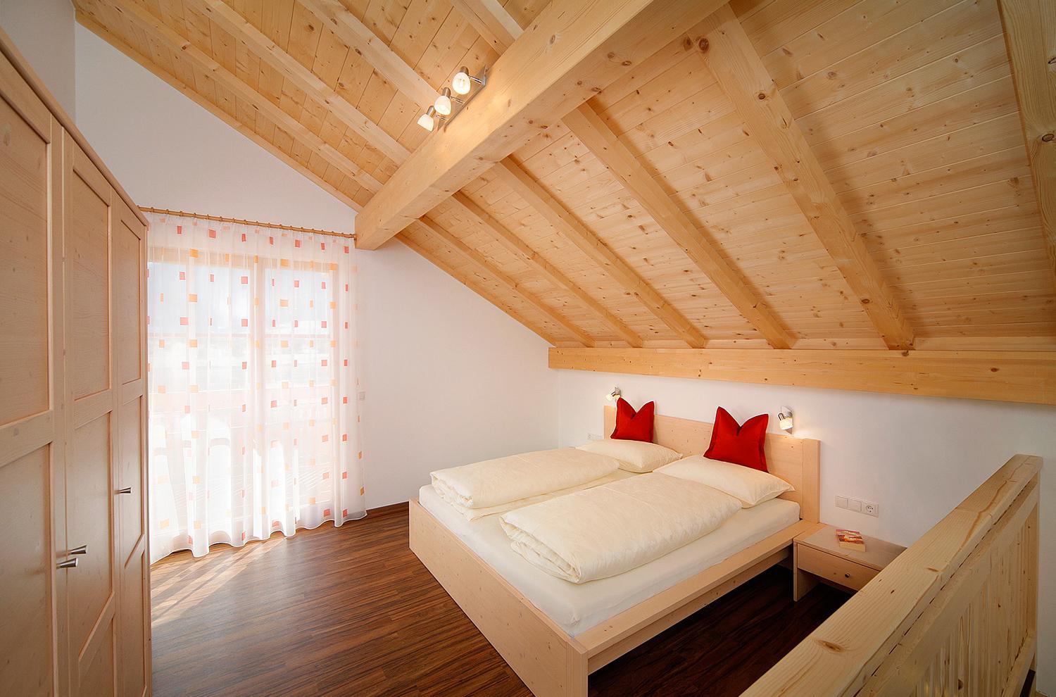 bedroom with double bed